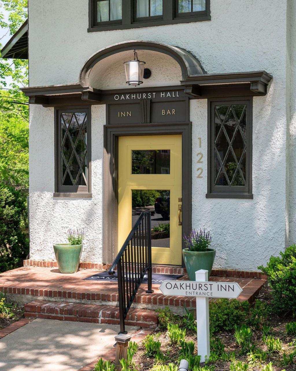 Oakhurst Inn At The University Charlottesville Esterno foto