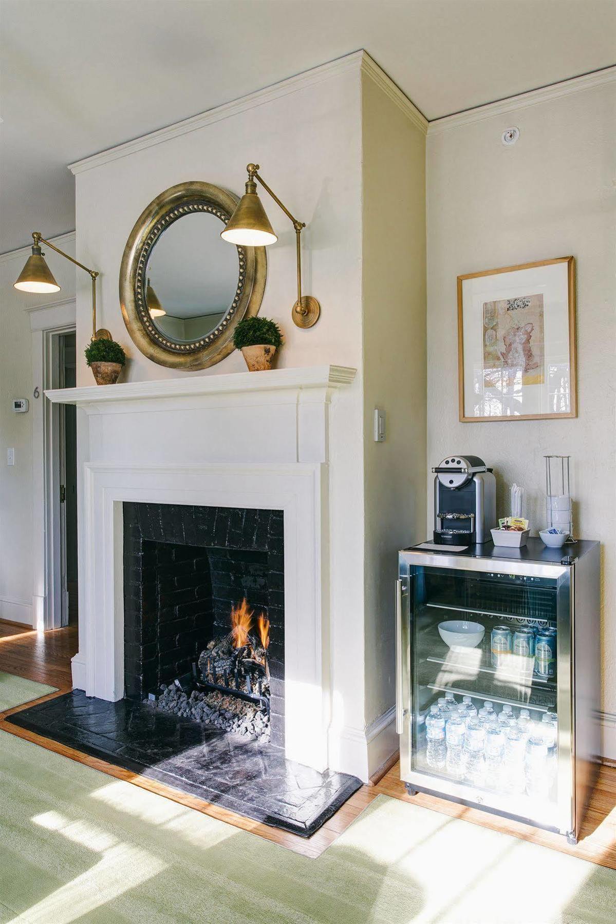 Oakhurst Inn At The University Charlottesville Esterno foto